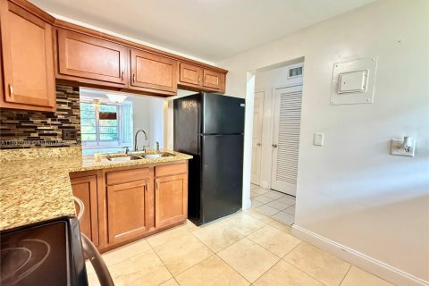 Condo in Plantation, Florida, 1 bedroom  № 1923801 - photo 19