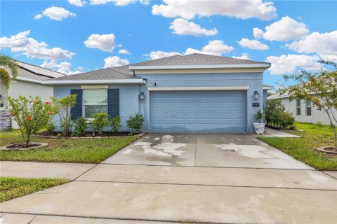 House in Bartow, Florida 4 bedrooms, 169.64 sq.m. № 1904566 - photo 1