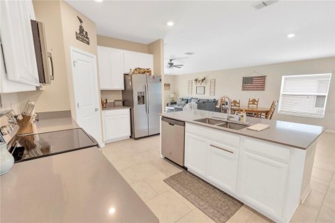 House in Bartow, Florida 4 bedrooms, 169.64 sq.m. № 1904566 - photo 19