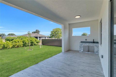 House in Cape Coral, Florida 4 bedrooms, 157.1 sq.m. № 1890464 - photo 5
