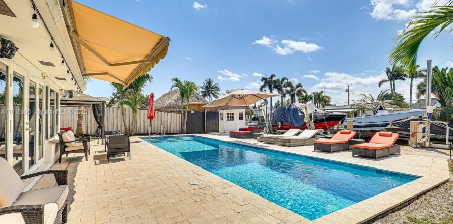 Дом в Дания-Бич, Флорида 2 спальни № 1972498