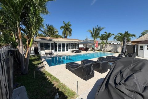 Снять в аренду виллу или дом в Дания-Бич, Флорида 2 спальни, № 1972498 - фото 18