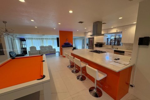 Снять в аренду виллу или дом в Дания-Бич, Флорида 2 спальни, № 1972498 - фото 5