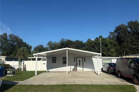 Villa ou maison à Tampa, Floride 3 chambres, 100.33 m2 № 2308500
