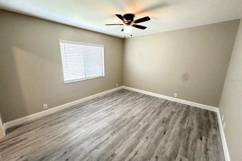 Villa ou maison à louer à Winter Haven, Floride: 2 chambres, 154.4 m2 № 2397021 - photo 21