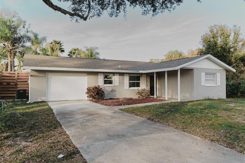 Casa en venta en Sarasota, Florida, 3 dormitorios, 119.47 m2 № 1681665 - foto 1