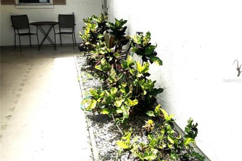 Casa en venta en Sarasota, Florida, 2 dormitorios, 121.89 m2 № 1817824 - foto 2