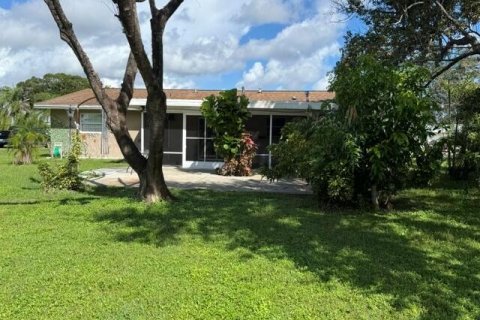 Casa en venta en Port St. Lucie, Florida, 2 dormitorios, 105.17 m2 № 2420863 - foto 5