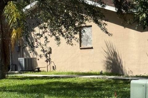 Casa en venta en Port St. Lucie, Florida, 2 dormitorios, 105.17 m2 № 2420863 - foto 3