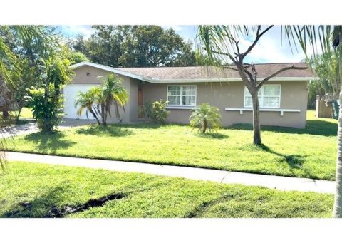 Casa en Port St. Lucie, Florida 2 dormitorios, 105.17 m2 № 2420863