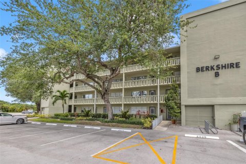 Copropriété à vendre à Deerfield Beach, Floride: 1 chambre, 66.8 m2 № 2016540 - photo 7