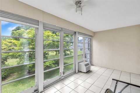 Copropriété à vendre à Deerfield Beach, Floride: 1 chambre, 66.8 m2 № 2016540 - photo 20