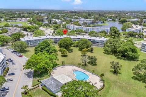 Copropriété à vendre à Deerfield Beach, Floride: 1 chambre, 66.8 m2 № 2016540 - photo 5