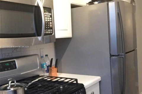 Купить кондоминиум в Майами-Бич, Флорида 1 спальня, 63.17м2, № 1958529 - фото 10