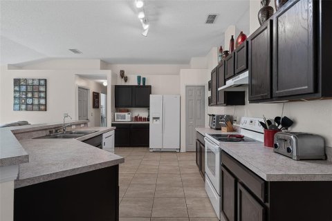 Villa ou maison à vendre à Palm Coast, Floride: 4 chambres, 196.4 m2 № 2299308 - photo 12