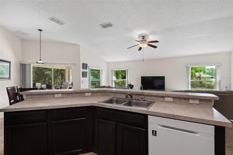 Villa ou maison à vendre à Palm Coast, Floride: 4 chambres, 196.4 m2 № 2299308 - photo 18