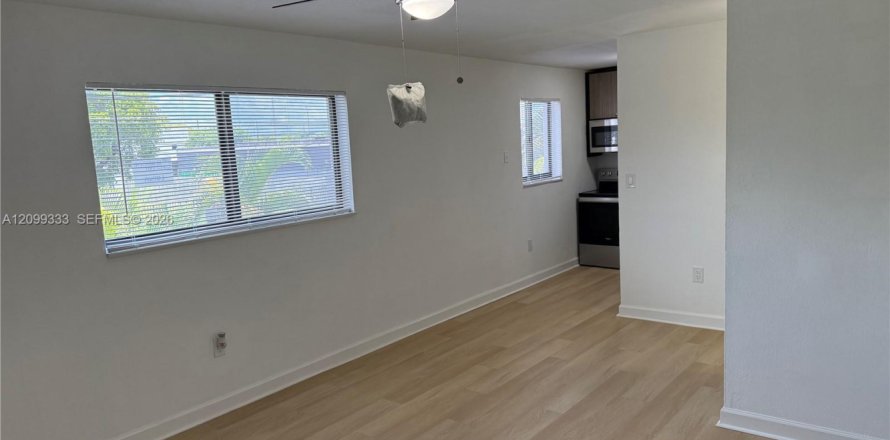 Apartment in Miami, Florida 1 bedroom № 2395502