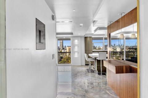 Copropriété à louer à Miami Beach, Floride: 1 chambre, 61.22 m2 № 1999611 - photo 14