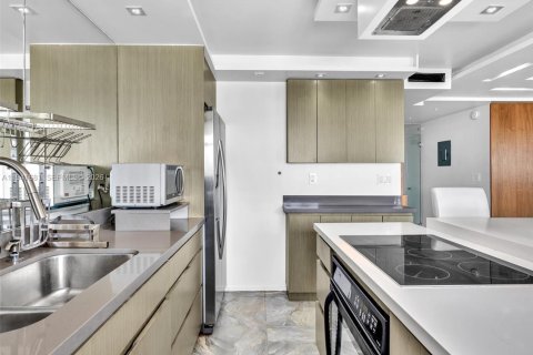 Copropriété à louer à Miami Beach, Floride: 1 chambre, 61.22 m2 № 1999611 - photo 26