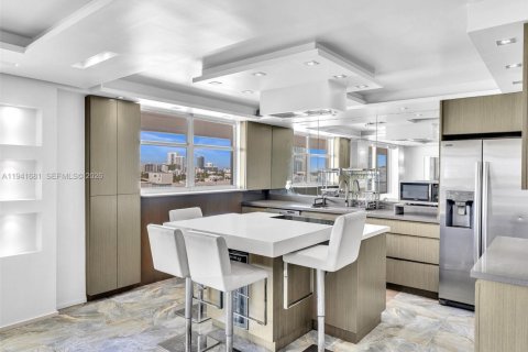 Copropriété à louer à Miami Beach, Floride: 1 chambre, 61.22 m2 № 1999611 - photo 18