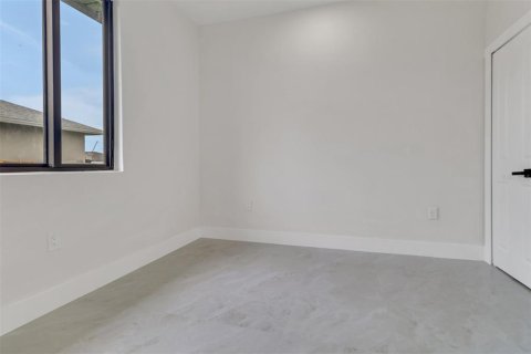 Appartement à louer à Lehigh Acres, Floride: 3 chambres, 111.48 m2 № 2118590 - photo 18