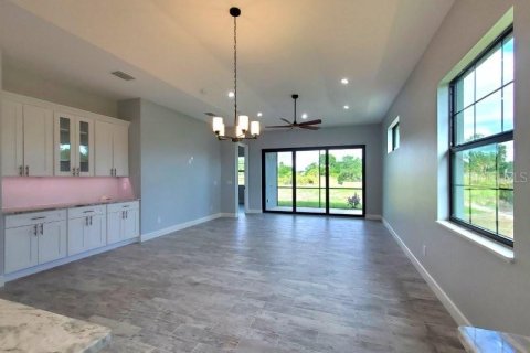 Villa ou maison à louer à Punta Gorda, Floride: 3 chambres, 153.94 m2 № 2098938 - photo 7
