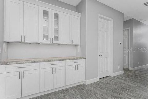 Villa ou maison à louer à Punta Gorda, Floride: 3 chambres, 153.94 m2 № 2098938 - photo 2