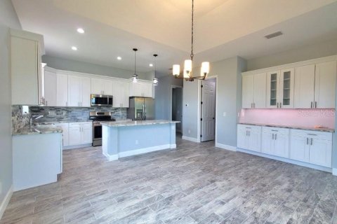 Villa ou maison à louer à Punta Gorda, Floride: 3 chambres, 153.94 m2 № 2098938 - photo 5