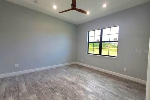 Villa ou maison à louer à Punta Gorda, Floride: 3 chambres, 153.94 m2 № 2098938 - photo 10
