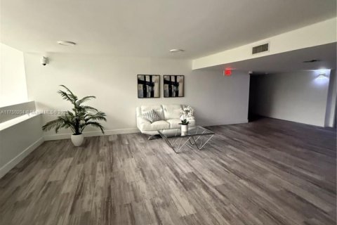 Condominio en venta en Weston, Florida, 2 dormitorios, 114.73 m2 № 1939854 - foto 3
