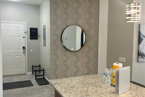Condo in Orlando, Florida, 3 bedrooms  № 1870718 - photo 13