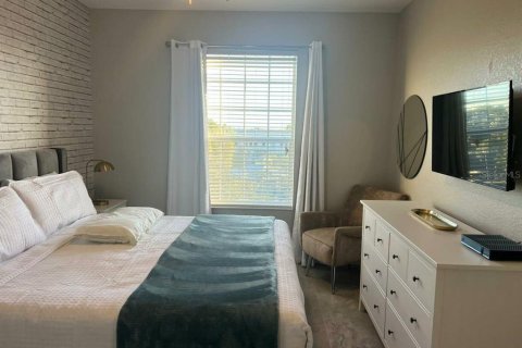 Condo in Orlando, Florida, 3 bedrooms  № 1870718 - photo 5