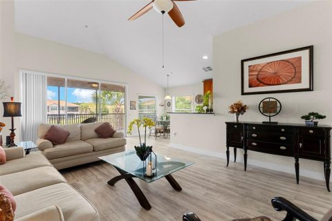 Condo in Davenport, Florida, 3 bedrooms № 2098986 - photo 8