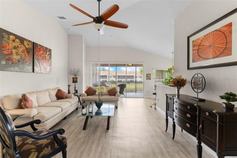 Condo in Davenport, Florida, 3 bedrooms № 2098986 - photo 7