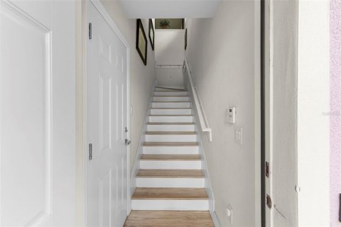Condo in Davenport, Florida, 3 bedrooms № 2098986 - photo 4