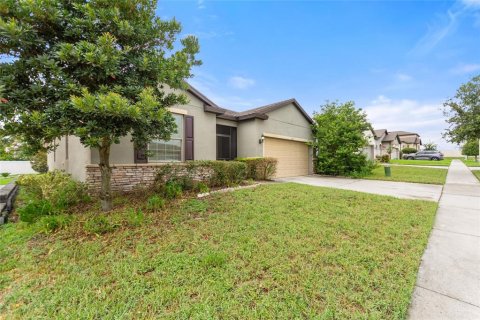 House in Davenport, Florida 4 bedrooms, 201.04 sq.m. № 1813148 - photo 2