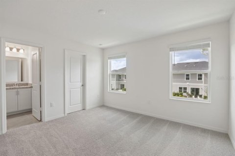 Townhouse in Lake Wales, Florida 3 bedrooms, 144.65 sq.m. № 2379415 - photo 9