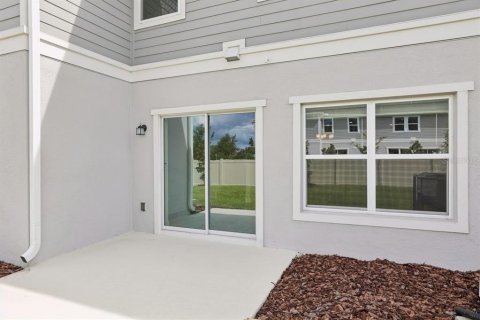Townhouse in Lake Wales, Florida 3 bedrooms, 144.65 sq.m. № 2379415 - photo 14