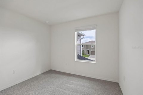 Townhouse in Lake Wales, Florida 3 bedrooms, 144.65 sq.m. № 2379415 - photo 12