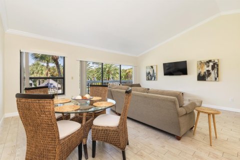 Copropriété à vendre à Wellington, Floride: 2 chambres, 130.06 m2 № 2175579 - photo 5