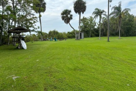 Casa en venta en Lady Lake, Florida, 2 dormitorios, 104.05 m2 № 1770943 - foto 26