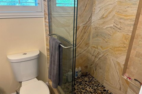 Casa en venta en Lady Lake, Florida, 2 dormitorios, 104.05 m2 № 1770943 - foto 18