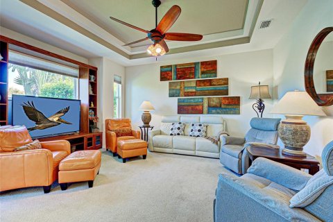 House in Venice, Florida 3 bedrooms, 201.78 sq.m. № 2213830 - photo 4