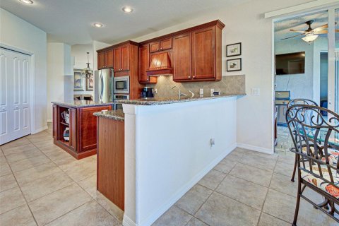 House in Venice, Florida 3 bedrooms, 201.78 sq.m. № 2213830 - photo 9