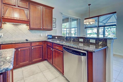 House in Venice, Florida 3 bedrooms, 201.78 sq.m. № 2213830 - photo 13