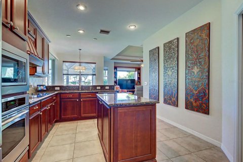 House in Venice, Florida 3 bedrooms, 201.78 sq.m. № 2213830 - photo 15