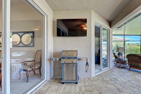 House in Venice, Florida 3 bedrooms, 201.78 sq.m. № 2213830 - photo 18