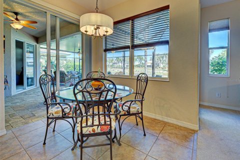 House in Venice, Florida 3 bedrooms, 201.78 sq.m. № 2213830 - photo 17
