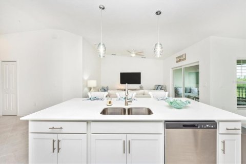 Copropriété à louer à Venice, Floride: 2 chambres, 126.9 m2 № 2299030 - photo 15