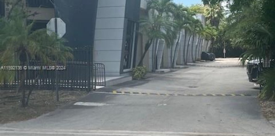 Oficina en Miami, Florida № 1183694